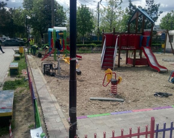 Loc de joaca Primaria Voluntari – 2
