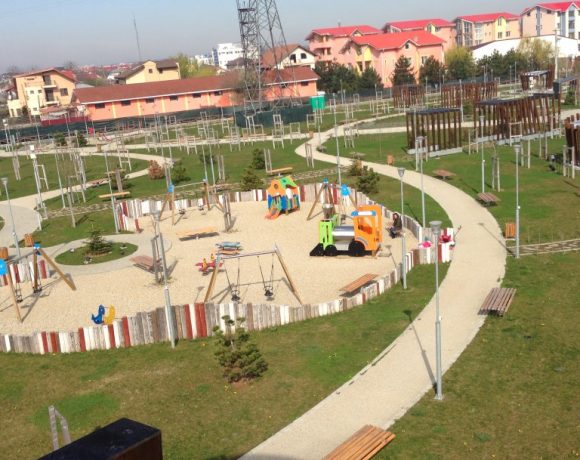 Loc de joaca Parc Primaria Voluntari