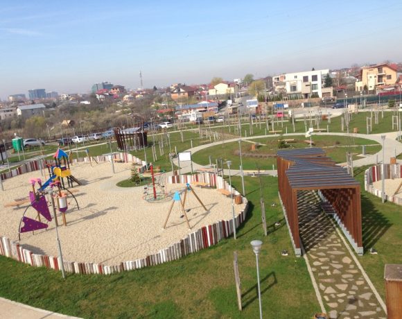 Loc de joaca Parc Primaria Voluntari