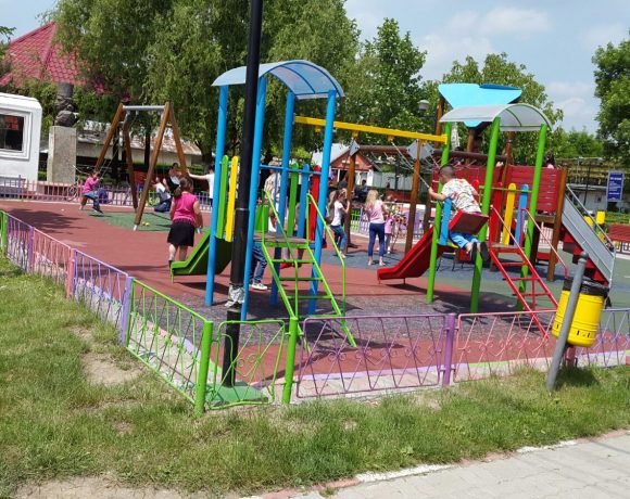 Loc de joaca Primaria Voluntari – 2